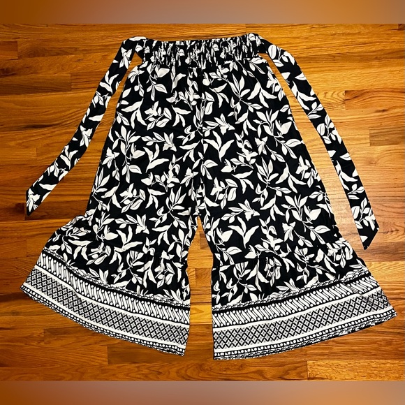 Size M Grace Karin Navy & white floral pull-on palazzo pants & tie waist. - Picture 3 of 6